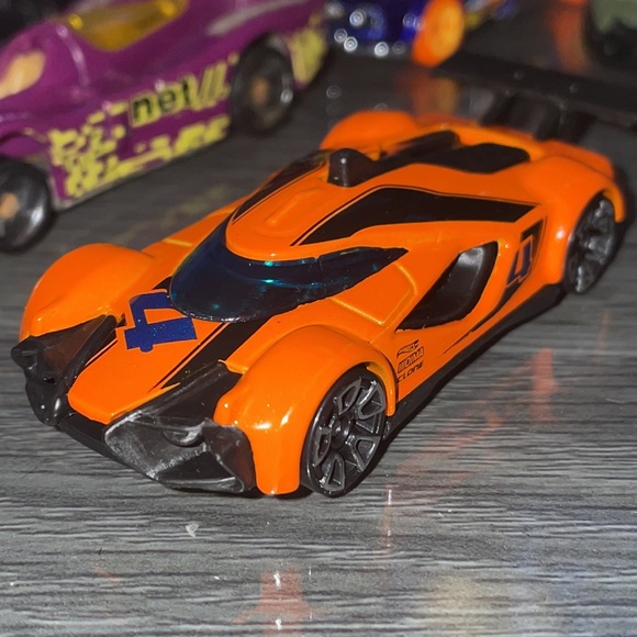 Hotwheels Bundle of 15 - Picture 11 of 13